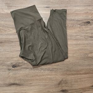 Aerie Offline XL Short Olive Green Leggings